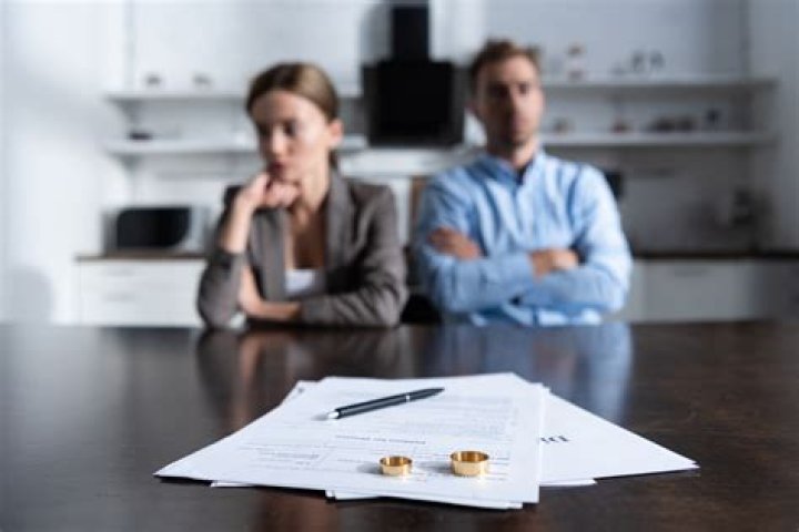 12 Signs You're Headed for Divorce