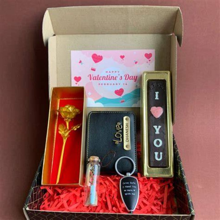 15 Valentine's Day Gifts That Celebrate Your Single Status in 2020