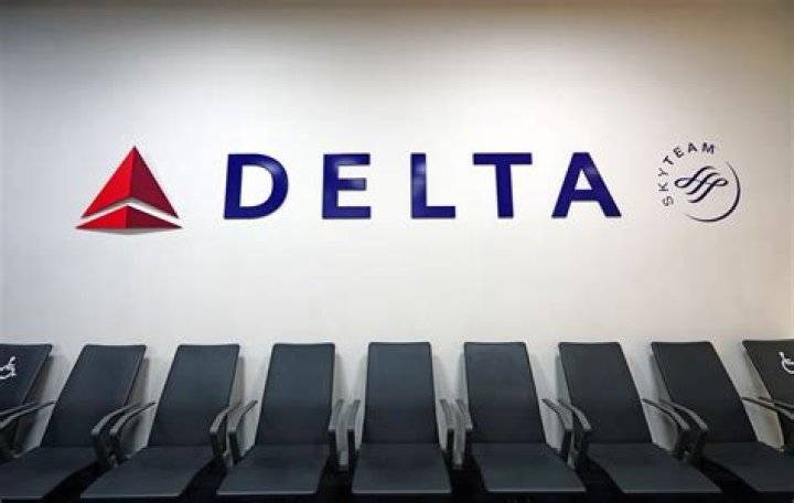 American Is Cutting Flights to These 8 Major Cities, Starting Nov. 3