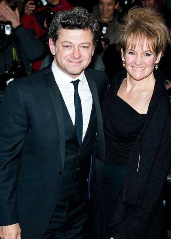 Andy Serkis Height, Weight, Age, Spouse, Family, Facts, Biography