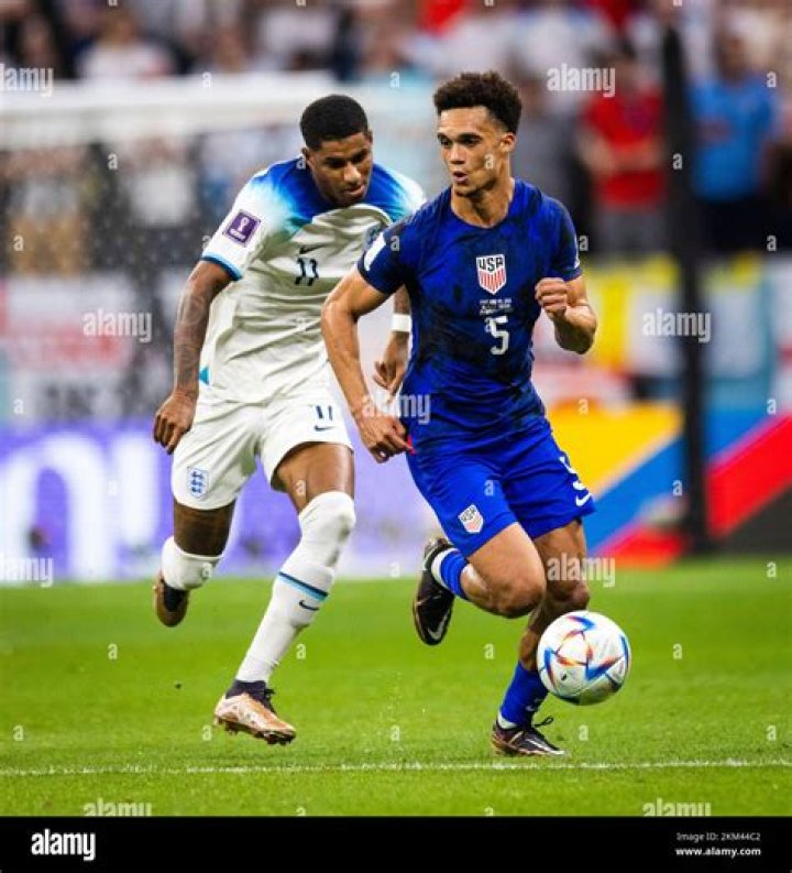 Antonee Robinson – Celeb Secrets