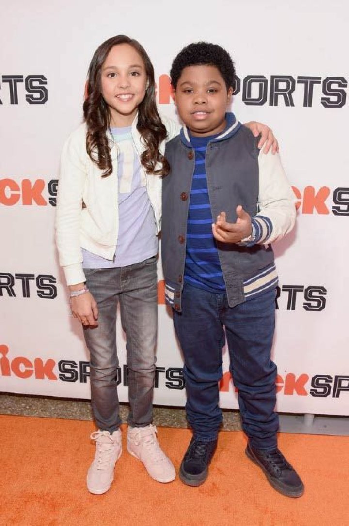 Benjamin Flores Jr. Height, Weight, Age, Girlfriend, Family, Biography