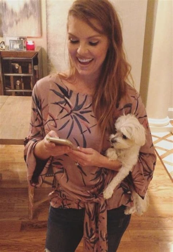 Brandi Redmond Height, Weight, Age, Spouse, Family, Facts, Biography