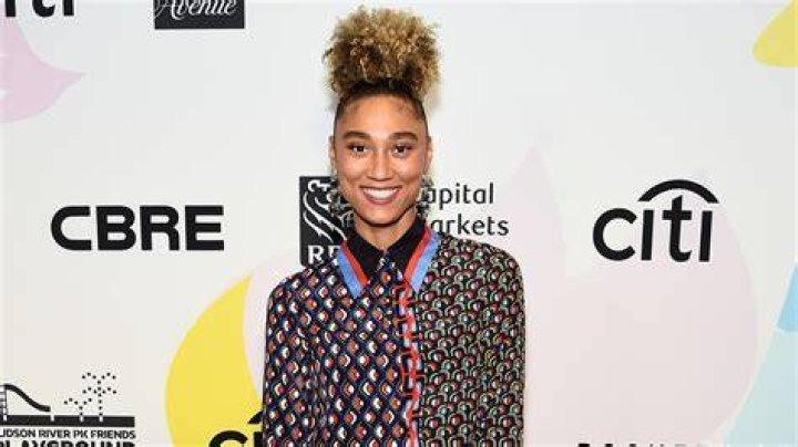 Brooklyn Nets Host and Fitness Instructor, Ally Love's Bio, Age, Parents, Career, Earnings, Net Worth, Salary, Husband, Relationship Status