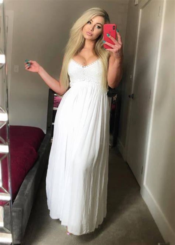 Courtney Tailor Height, Weight, Age, Boyfriend, Family, Facts, Biography