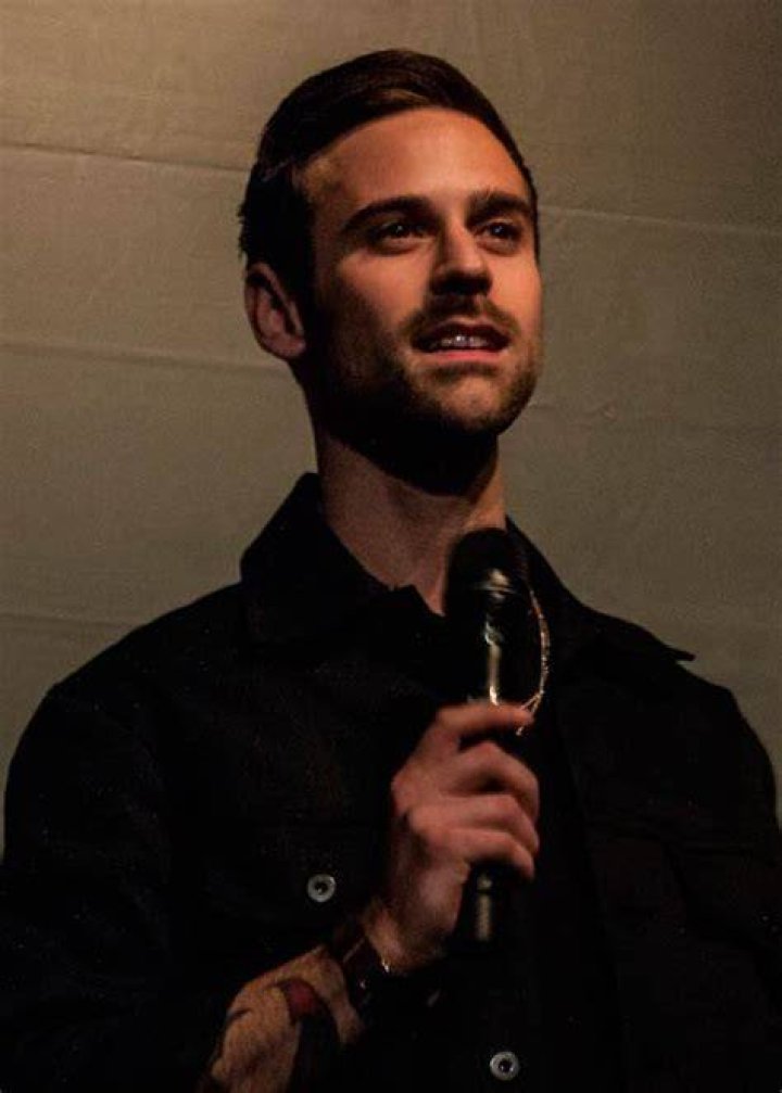 DJ Ryan Lewis Height, Weight, Age, Spouse, Family, Facts, Biography