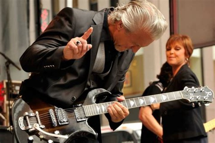 Emergency Surgery Forces Pat Benatar & Neil Giraldo To Cancel Tour