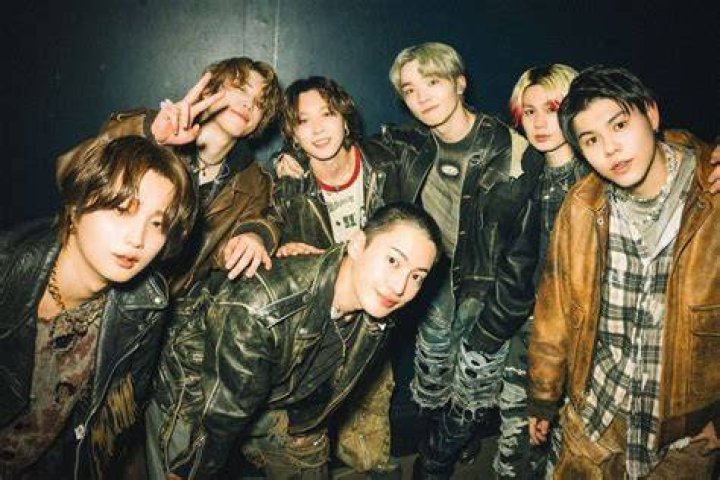 EXO (Band) Members, Tour, Information, Facts