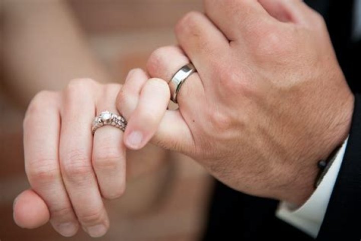 Here's Why Women Are Taking Off Their Wedding Rings Before Job Interviews