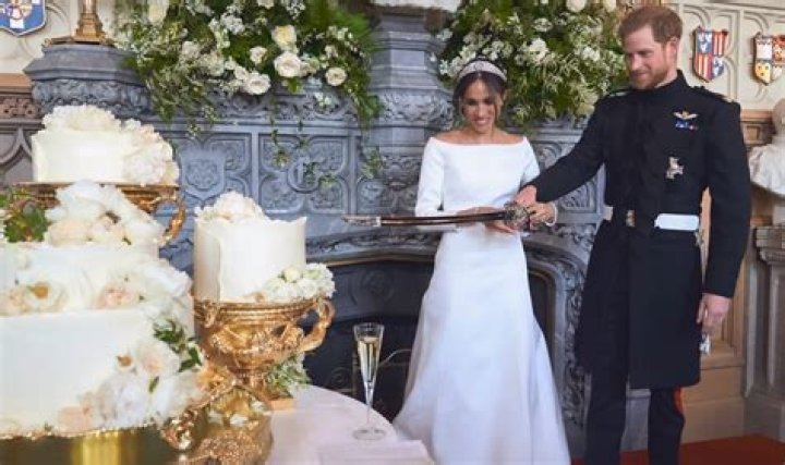 Here Are the Details on Harry and Meghan's Wedding Cake