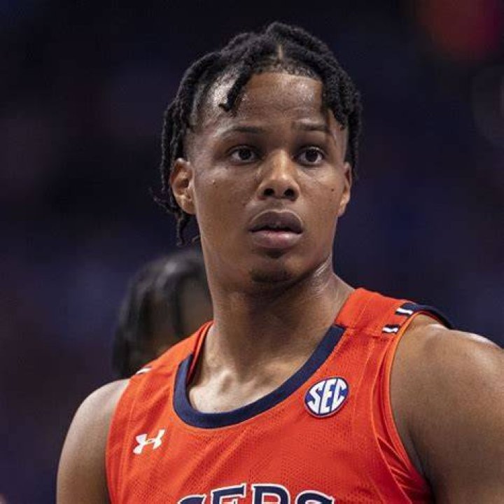 Isaac Okoro Net Worth and Contract details with the Tigers; Okoro Family, Girlfriend, Affair, Age, Relationship