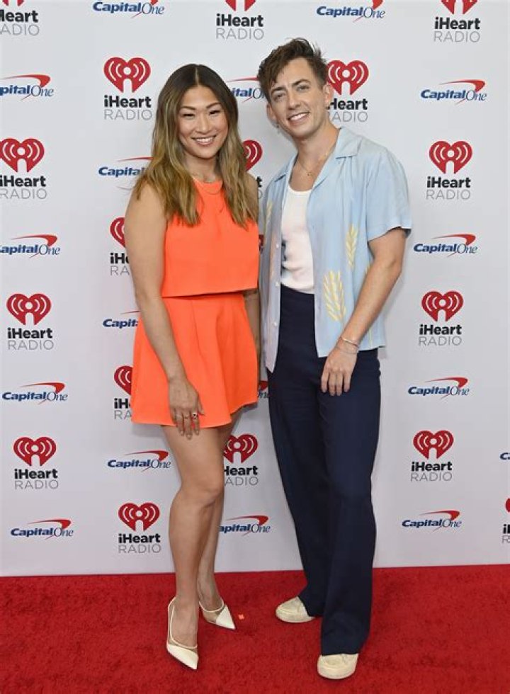 Jenna Ushkowitz Height, Weight, Age, Body Statistics