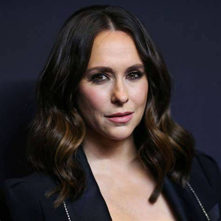 Jennifer Lopez Youtuber overview
