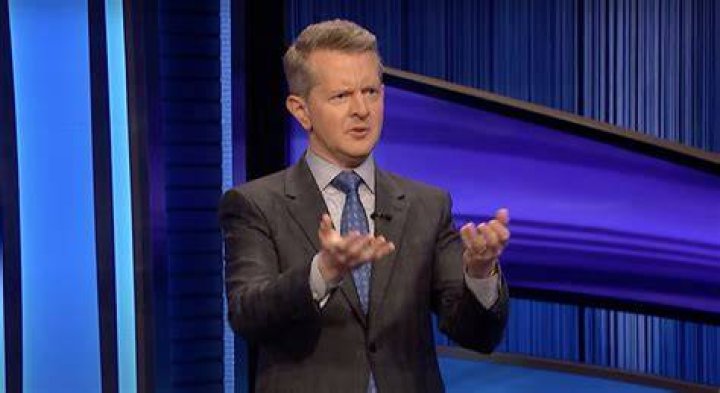 "Jeopardy!" Fans Slam Ken Jennings for "Annoying" Hosting Habit