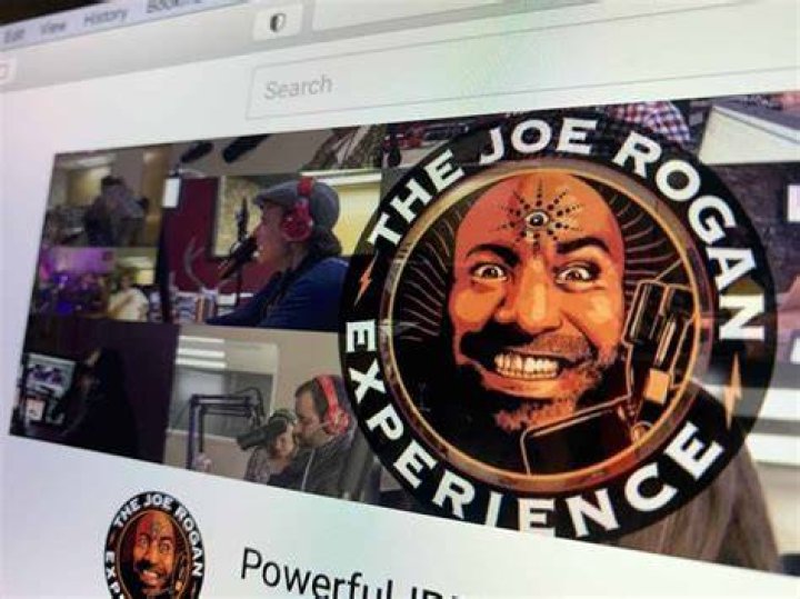 Joe Rogan's Political Party & Views: Republican or Democrat?