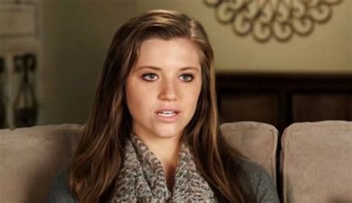 Joy-Anna Duggar Is Getting Hate From Allegedly Exploiting Her Kids