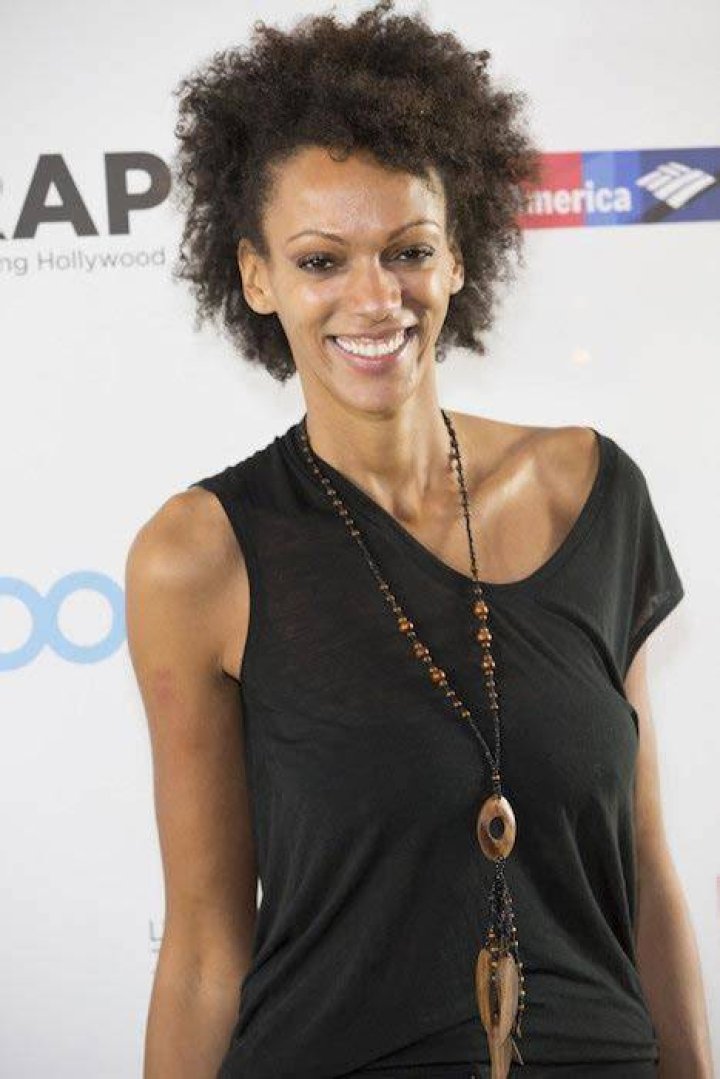 Judi Shekoni Height, Weight, Age, Boyfriend, Family, Facts, Biography