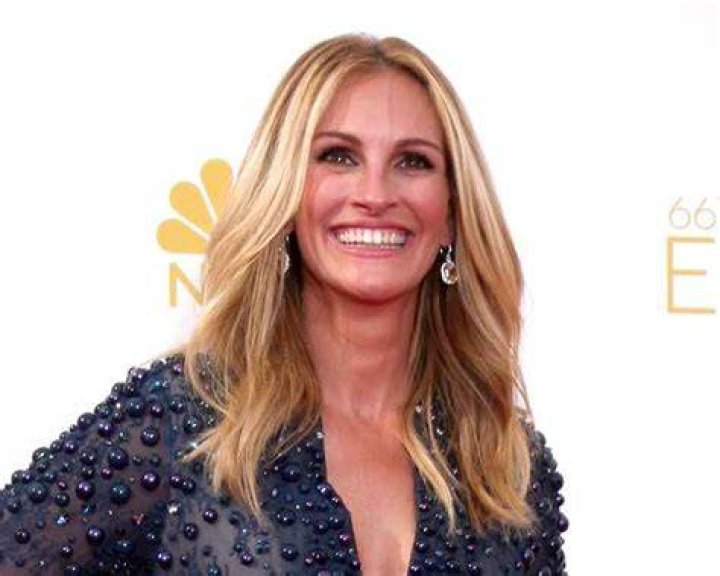 Julia Roberts Swears by This One Product for Radiant Skin at 54