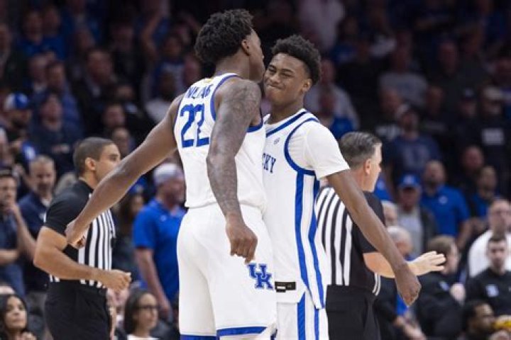 Keion Brooks Jr. plays for Kentucky Wildcats; How much is his Salary and Earnings; His Girlfriend, Family, Parents, Personal Life