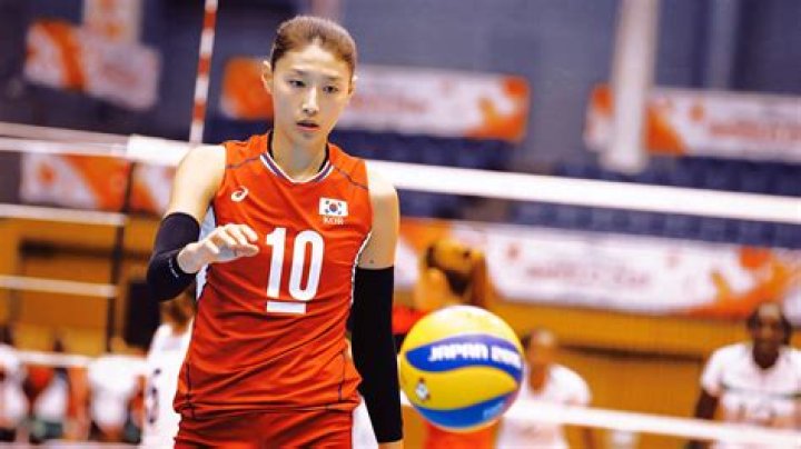 Kim Yeon Koung's Bio, Age, Net Worth, Earnings, Contract, Family, Relationship Status and Career