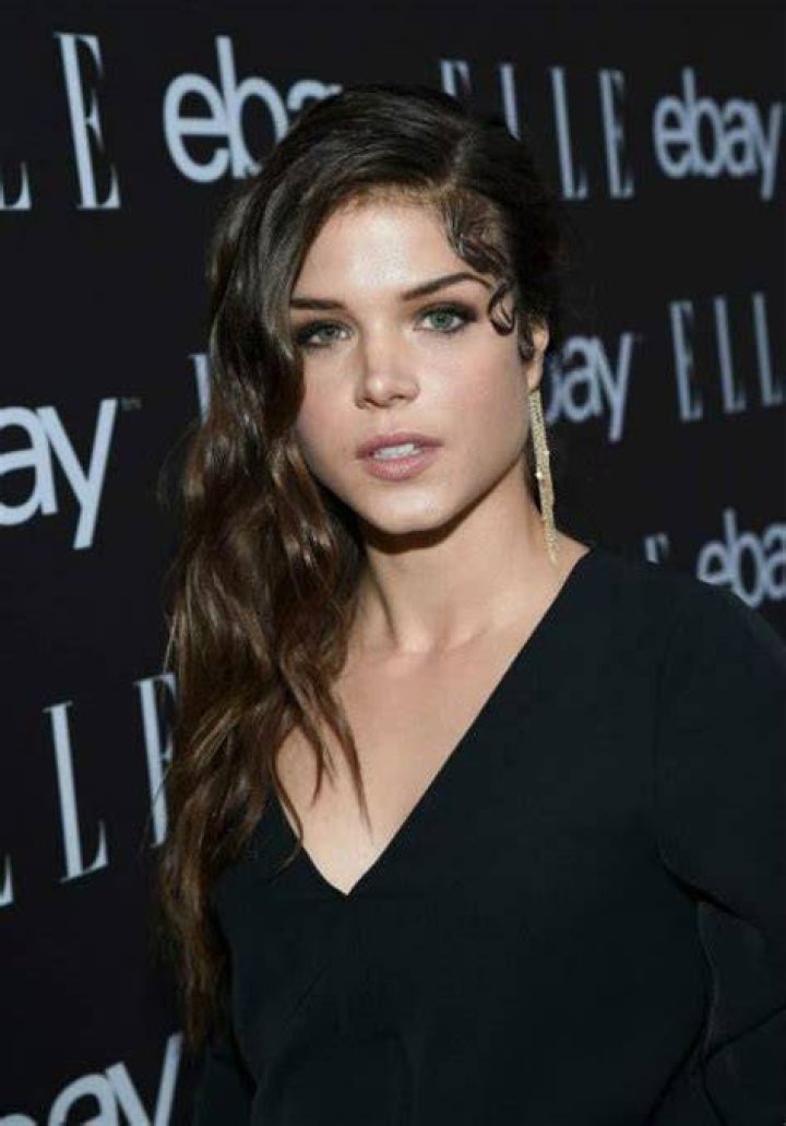 Marie Avgeropoulos Height, Weight, Age, Boyfriend, Family, Biography