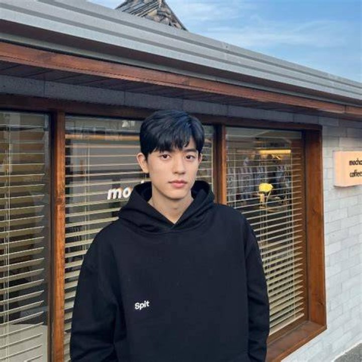 Park Solomon Height, Weight, Age, Family, Biography, Girlfriends