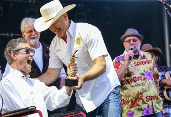 Randy Travis Joins The Louisiana Music Hall of Fame