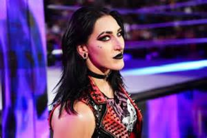 Rhea Ripley WWE Salary and Net worth; Is he Married? Who is Ripley's Girlfriend?