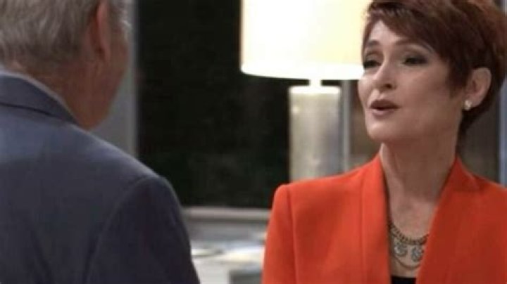 Robert And Diane Keep Fizzling — Are Fans Done With Them?