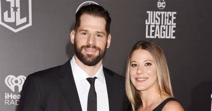 Ryan Kesler Bio - salary, net worth, career, clothing, girlfriend