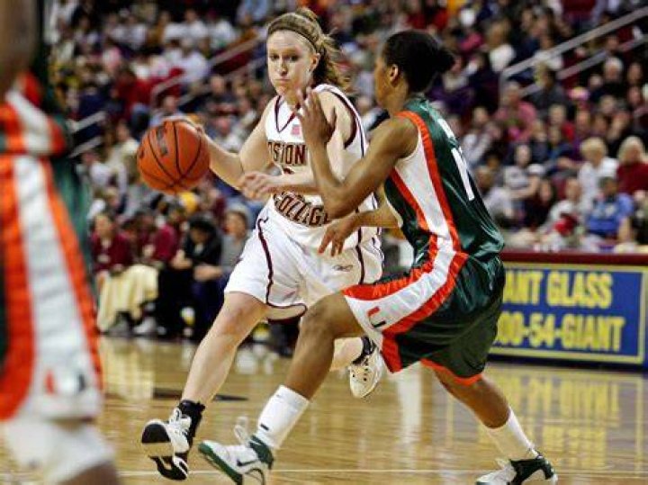 Sarah Marshall- wife of an NFL player Matt Ryan; How is their Married Life?