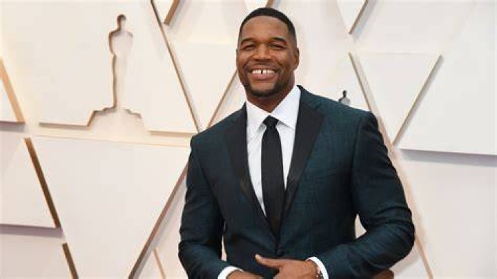 See What Michael Strahan Looks Like Without the Gap in His Teeth