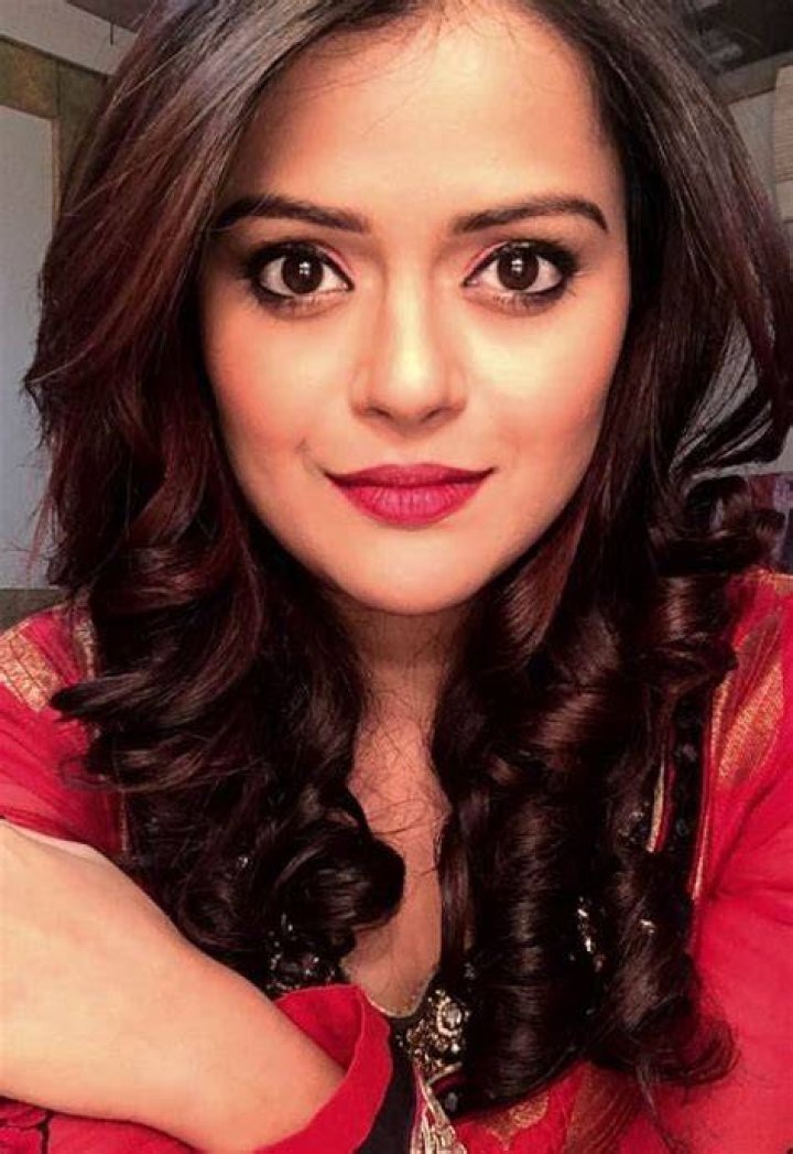 Shivangi Sharma Height, Weight, Age, Spouse, Biography, Facts