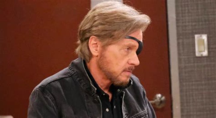 Steve Opens Up To Kayla About Konstantin, How Does He Know About The Pawn?