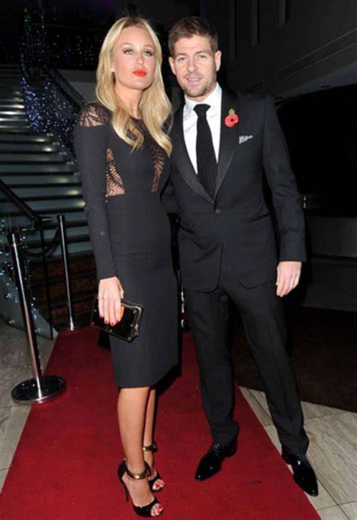 Steven Gerrard Height, Weight, Age, Spouse, Family, Facts, Biography