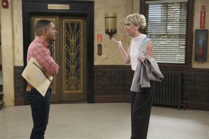 TAHJ MOWRY, CHELSEA KANE – Celeb Secrets
