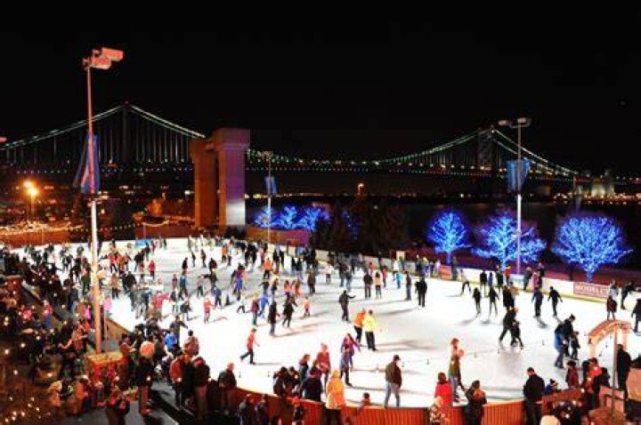 The 10 Most Charming Ice Skating Rinks in the U.S. for Winter Fun