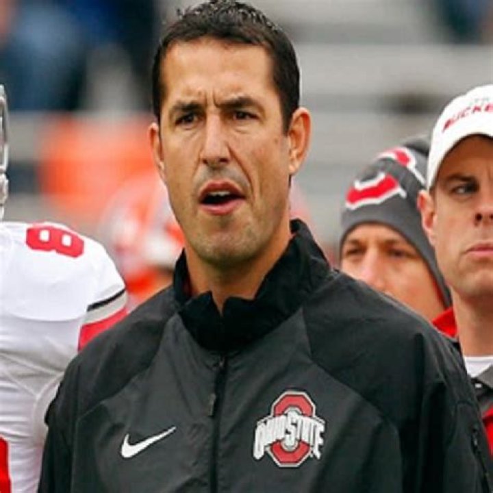 The Cincinnati Bearcats Football Head Coach Luke Fickell Bio, Age, Contract, Salary, Net Worth, Wife, & Children