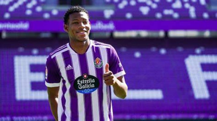 Valladolid's Gonzalo Plata's Salary, Net Worth, Girlfriend, Wiki, Stats, Age, Height, Transfers, Market Value, FIFA 22