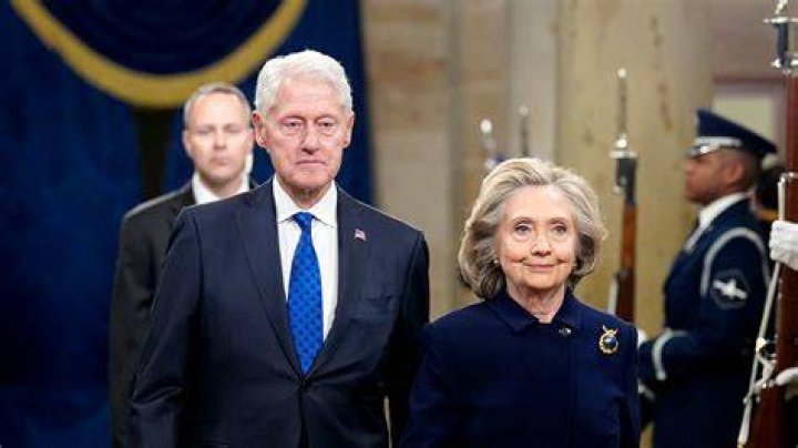 Was Bill Clinton In The Military?