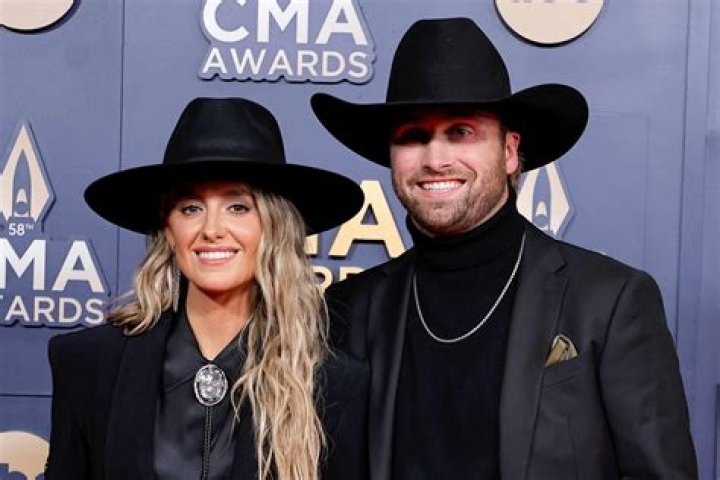 Who Is Devin Askew Dating? Girlfriend Name Revealed. Salary, Playing Career, Birth Date, Age, Height,