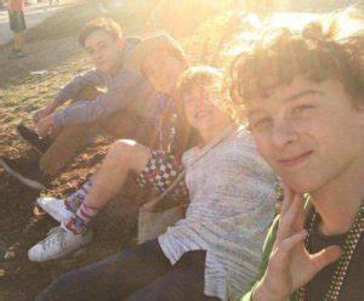 Wyatt Oleff Height, Weight, Age, Girlfriend, Family, Biography